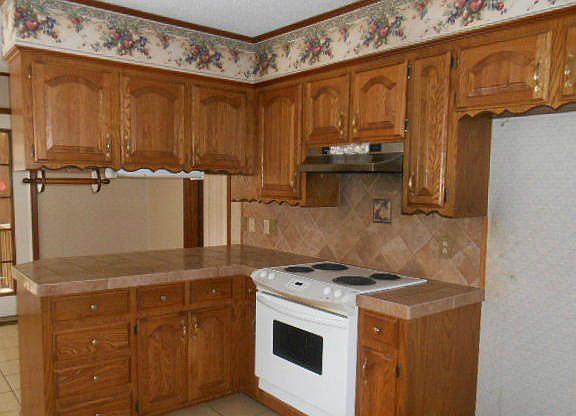 3rd image of 110 Barborek Ln