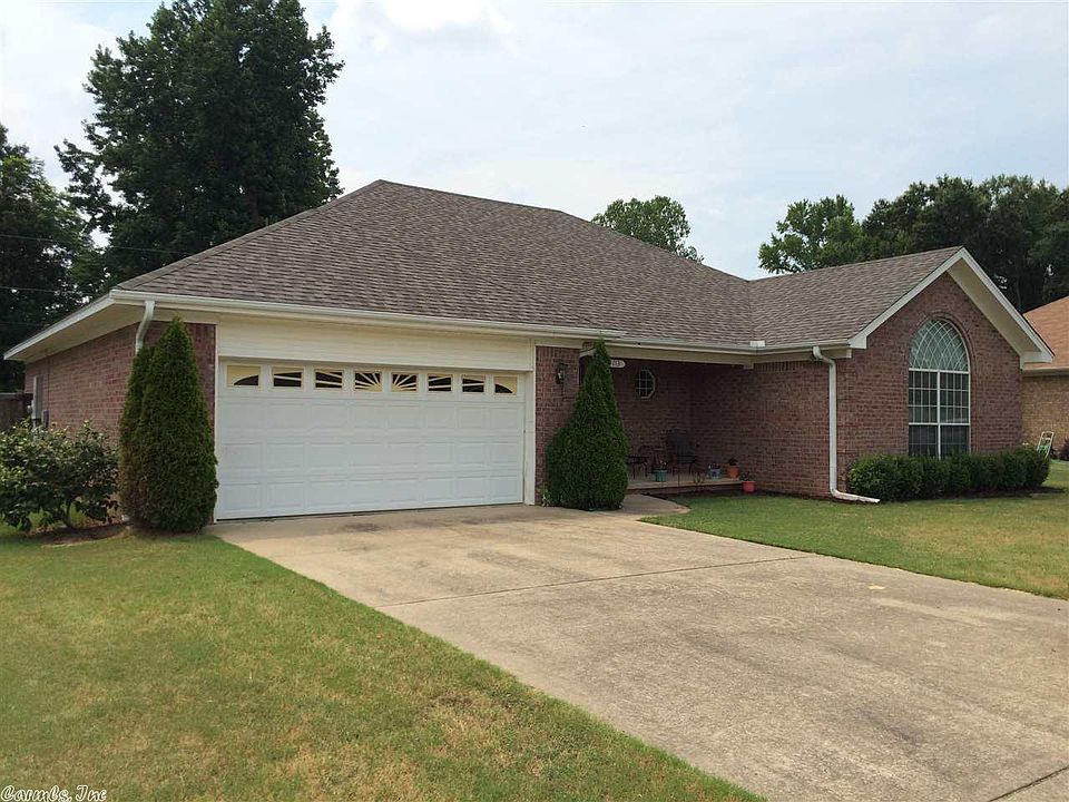 2nd image of 113 Fair Oaks Dr