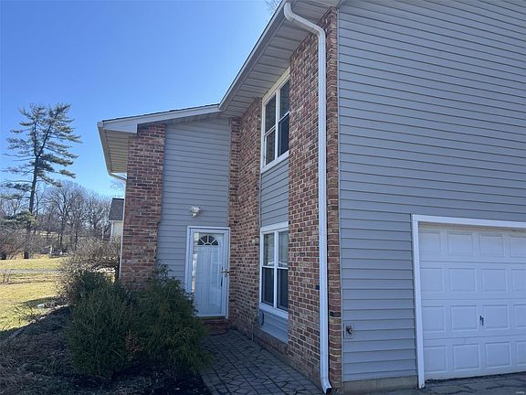 2nd image of 11658 Mark Twain Ln