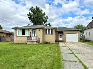 29 Center Ave, Cheektowaga, NY 14227