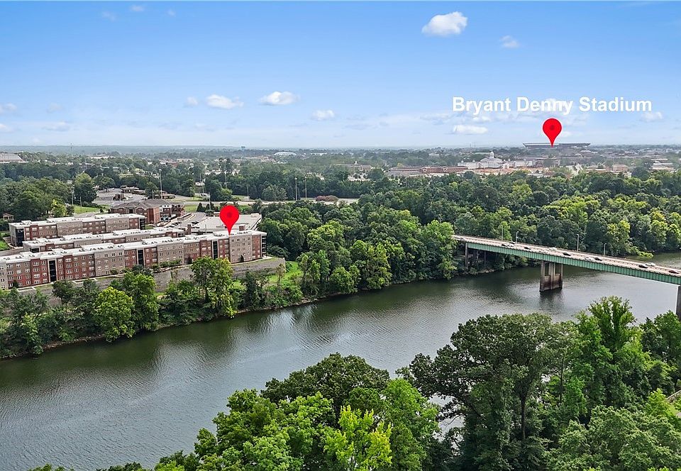 1st image of 680 6th Ave NE APT 5402