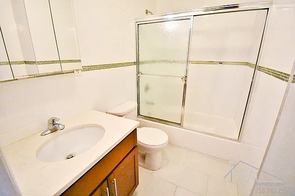 Rented by Ideal Properties Group | media 25