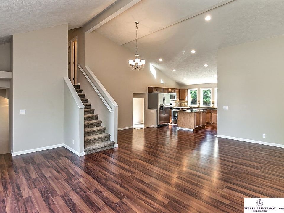 1st image of 3009 S 147th Cir