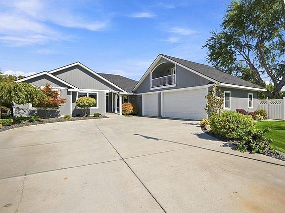 2nd image of 7807 River Blvd