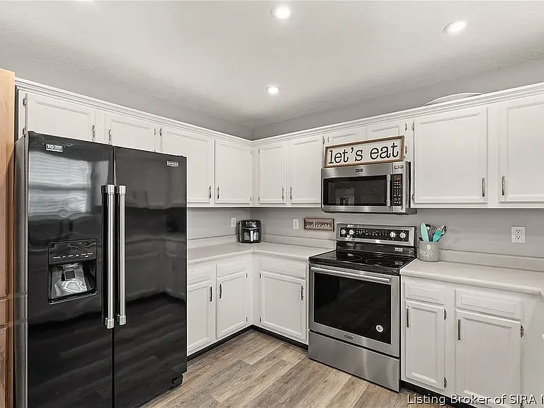 3202 Sun Dew Dr — Photo 4