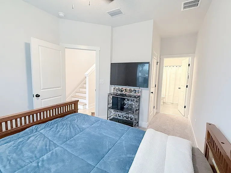 11102 Quantum Ct — Photo 14
