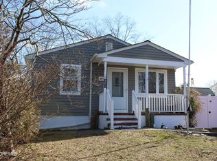 105 Washington Dr, Brick, NJ 08724