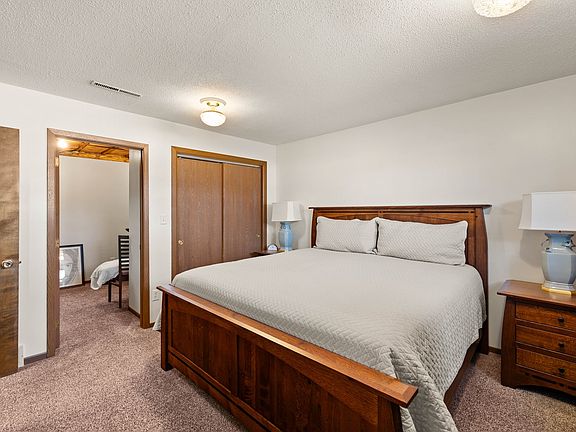 3rd image of 409 NE 9th St