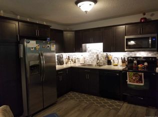 236 Oakville Ave APT B, Waterbury, CT 06708