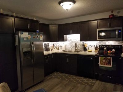 236 Oakville Avenue APT B, Waterbury, CT, 06708