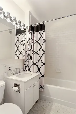 Rented by Corcoran | media 23