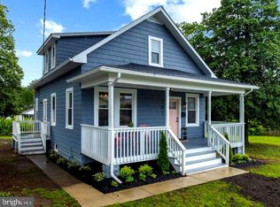 707 Wellham Ave, Glen Burnie, MD 21061