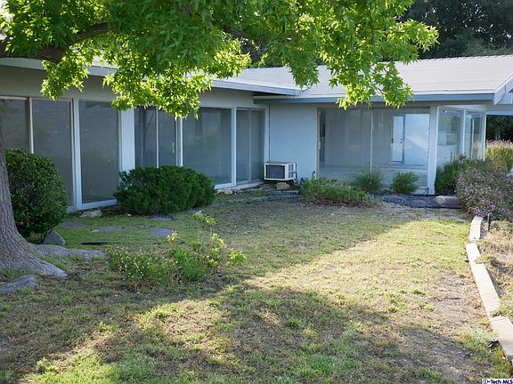 3rd image of 3920 Starland Dr