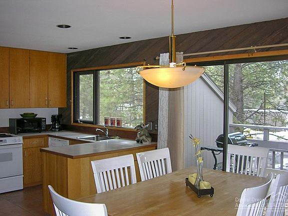 4th image of 20 Meadow House Condo