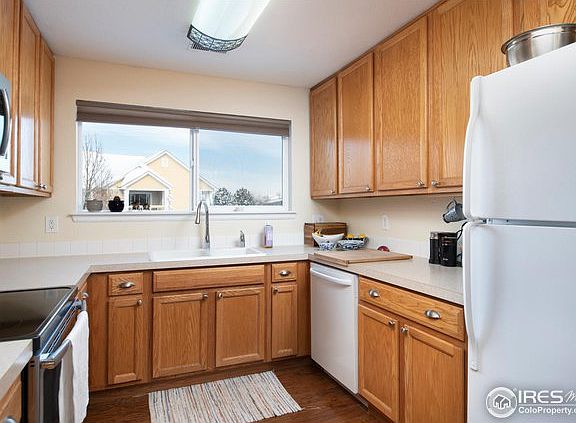 5th image of 4745 Hahns Peak Dr Unit 204