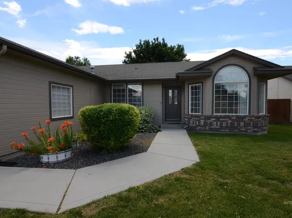 7589 Edgebrook Dr, Nampa, ID 83687