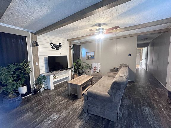 4th image of 2143 County Road 1020 N