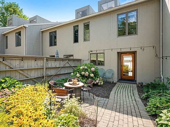 4th image of 50 Millpond Unit 50