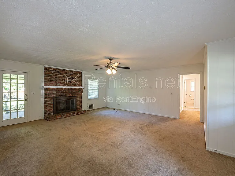 120 Burnett Way — Photo 14