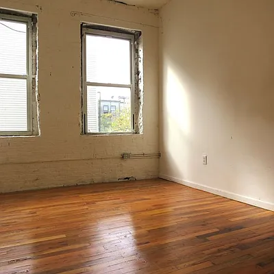 Rented by Nooklyn NYC LLC | media 11