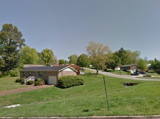 1931 Lynnwood Dr, Columbia, TN 38401