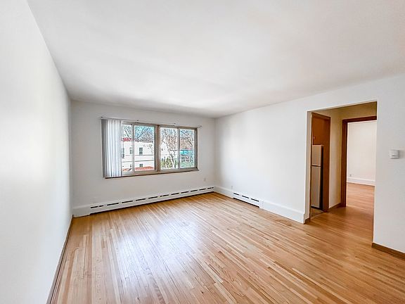 3rd image of 3520 Grand Ave S APT 207