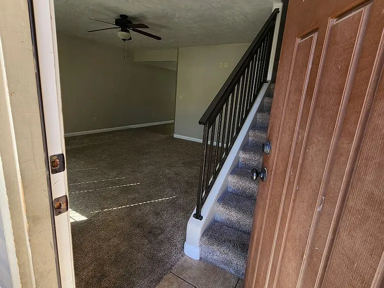 370 W 1425 N #17 — Photo 3