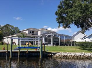 319 41st St NE, Bradenton, FL 34208