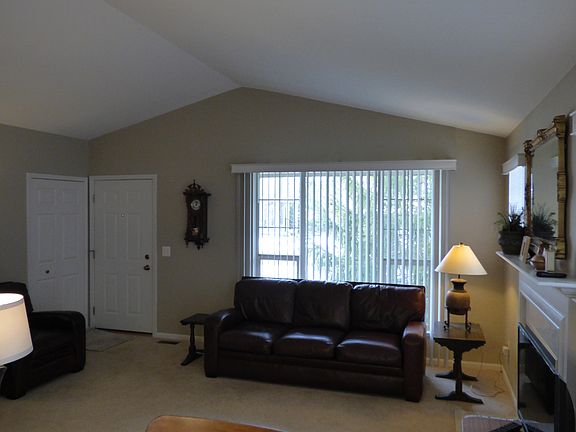 4th image of 4026 Stonebridge Unit 7-1