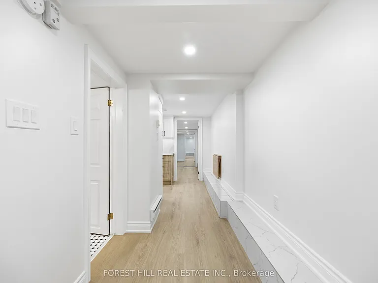 54 Gwynne Ave #BASEMENT — Photo 6