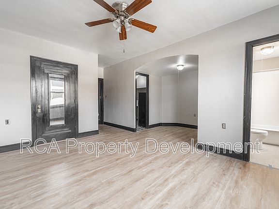 3rd image of 37 W Saint Clair St APT 210