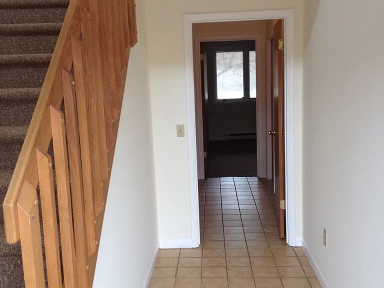 3 Yardley Grn #3 — Photo 4