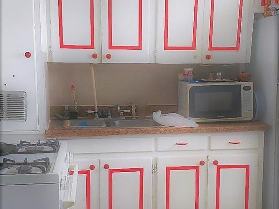 4th image of 4031 Morehead Ave #1