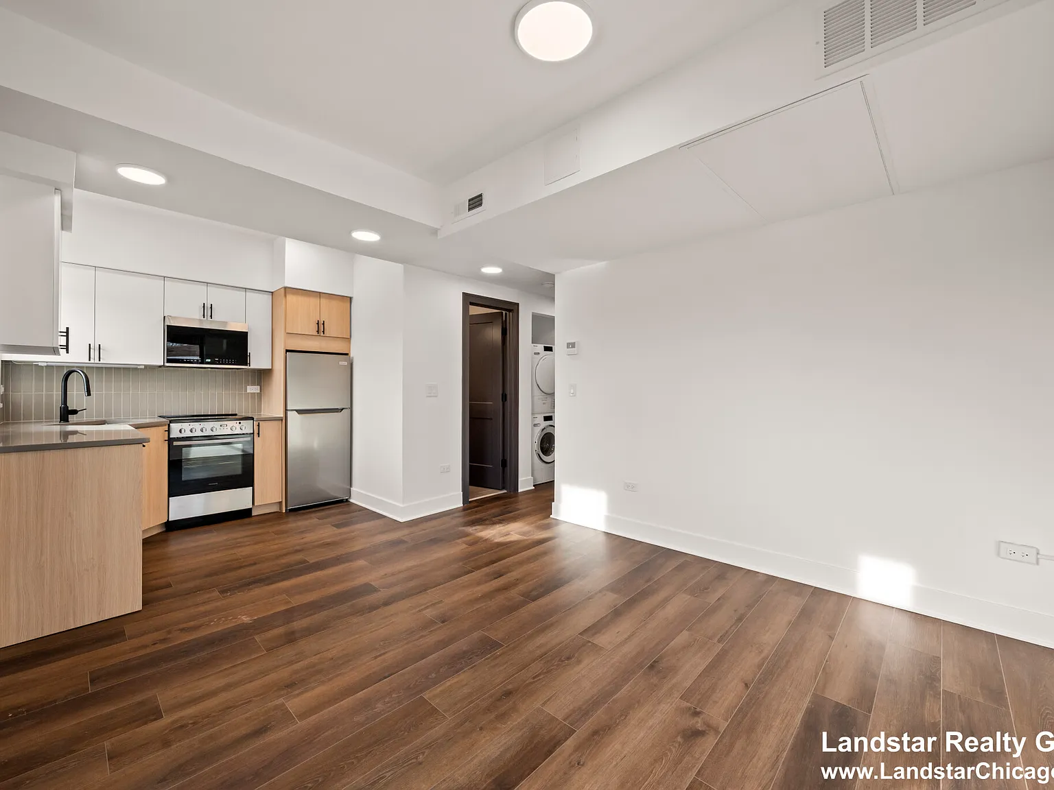 1 bed, 1.0 bath, $2,250 — Photo 2