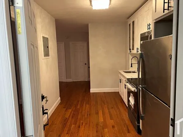 1936 Hennessy Pl, Bronx, NY 10453