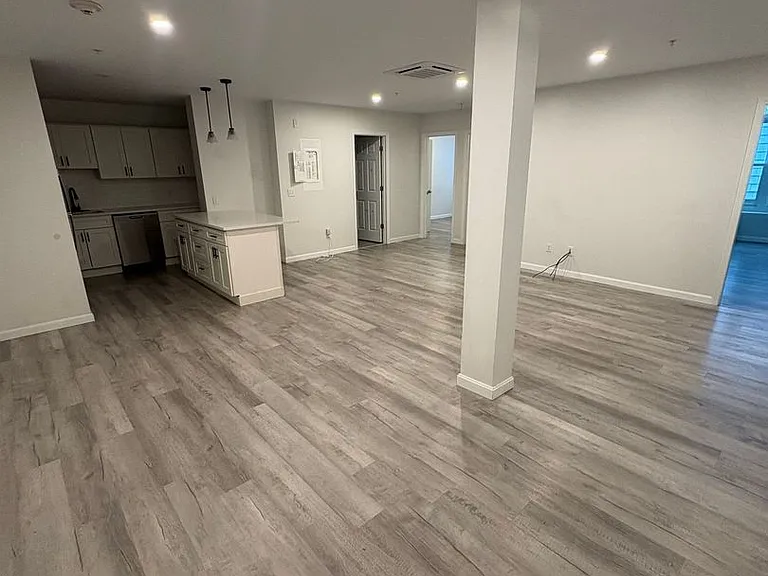 211 Onset Ave — Photo 14