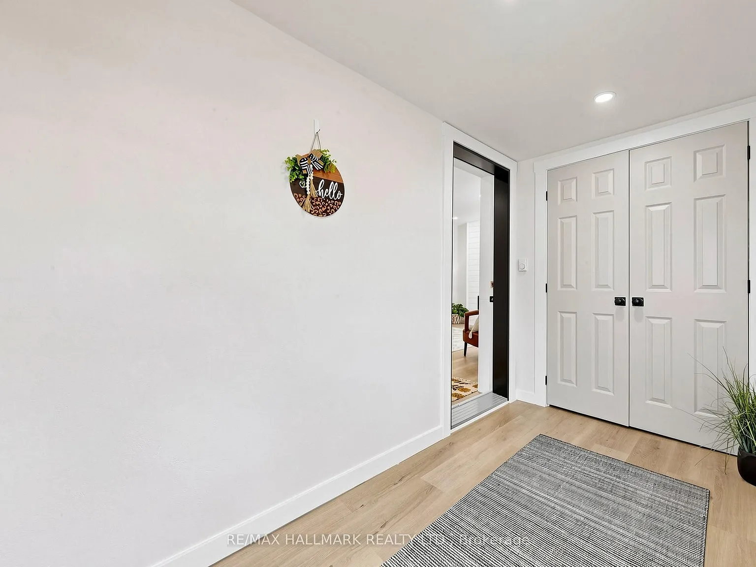 5 bed, $2,700 — Photo 4