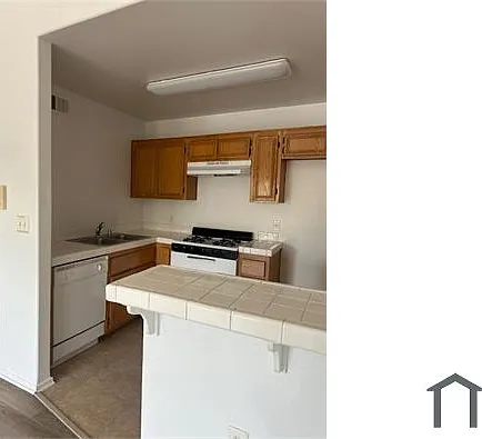 6545 Fulton Ave #205 — Photo 15
