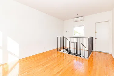 Rented by MySpaceNYC