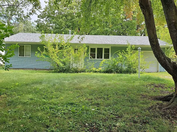 1508 Thornton Dr, Champaign, IL 61821