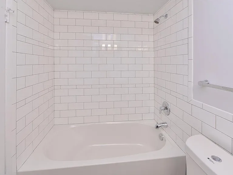 628 Dallas Rd #105 — Photo 9