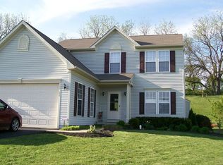 18 Newton Cir, West Grove, PA 19390