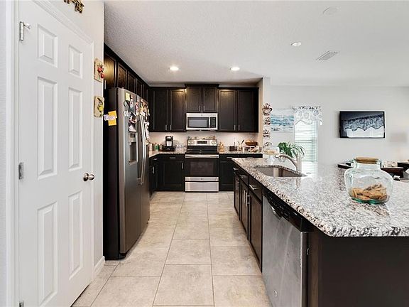 2nd image of 4897 Rockvale Dr