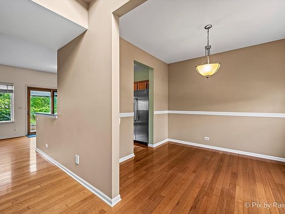 4th image of 6 Elizabeth Ct