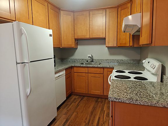 2nd image of 3710 Peacock Ct APT 2