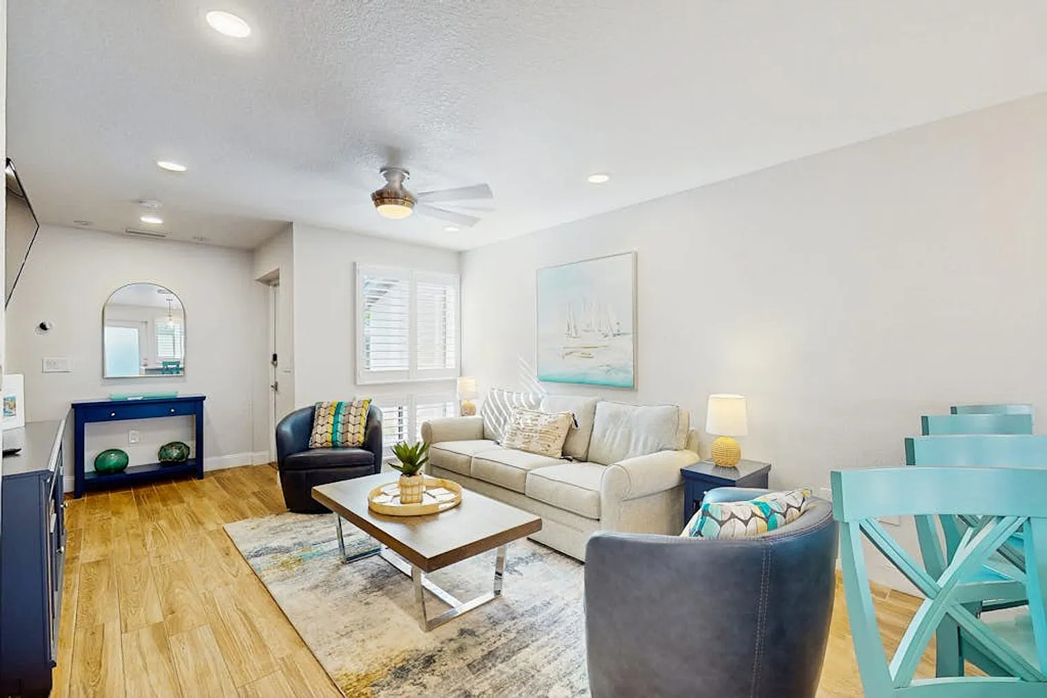 2 bed, 2.0 bath, 1054 sqft, $5,886 — Photo 1