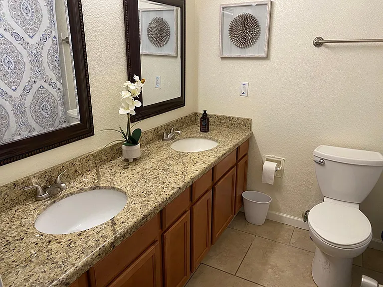 W Corrine Dr — Photo 21
