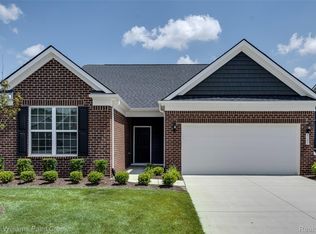 4145 Avery Rd, Lake Orion, MI 48359