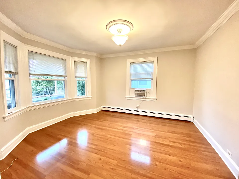 50 Western Ave #1R