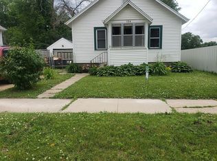 126 Monroe St, Waterloo, IA 50703